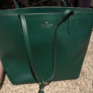 Like New Green Kate Spade Shoulder Bag